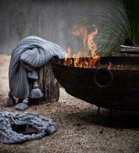 ADAIRS PIPER AND CHUNKY KNIT THROWS