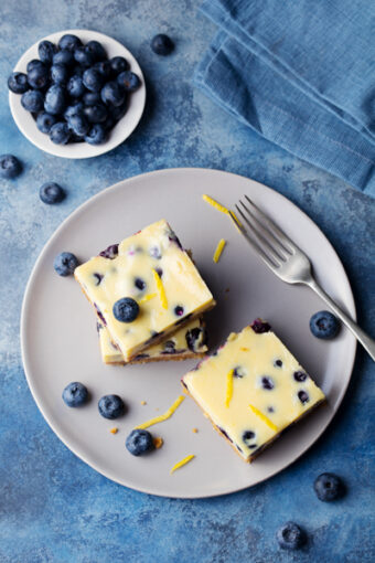 Blueberry Cheesecake Bars