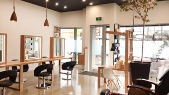 Salon Parlour