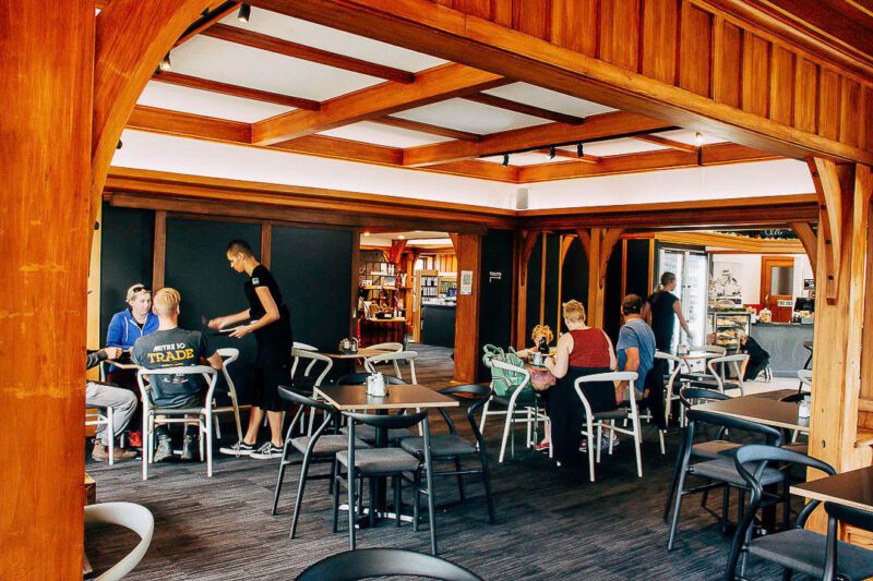 Follow the big cup! The Millhouse Kitchen Metropol